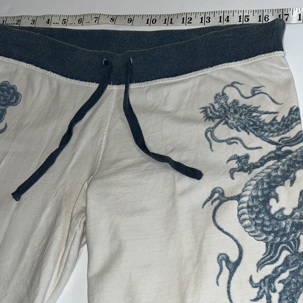 🐉🐲Lucky Brand vintage sweatpants Asian dragon 🐲Bermuda style short - Picture 3 of 11